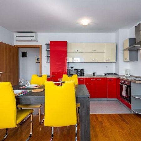 Laura House With Apartment Ουμάγκ Εξωτερικό φωτογραφία