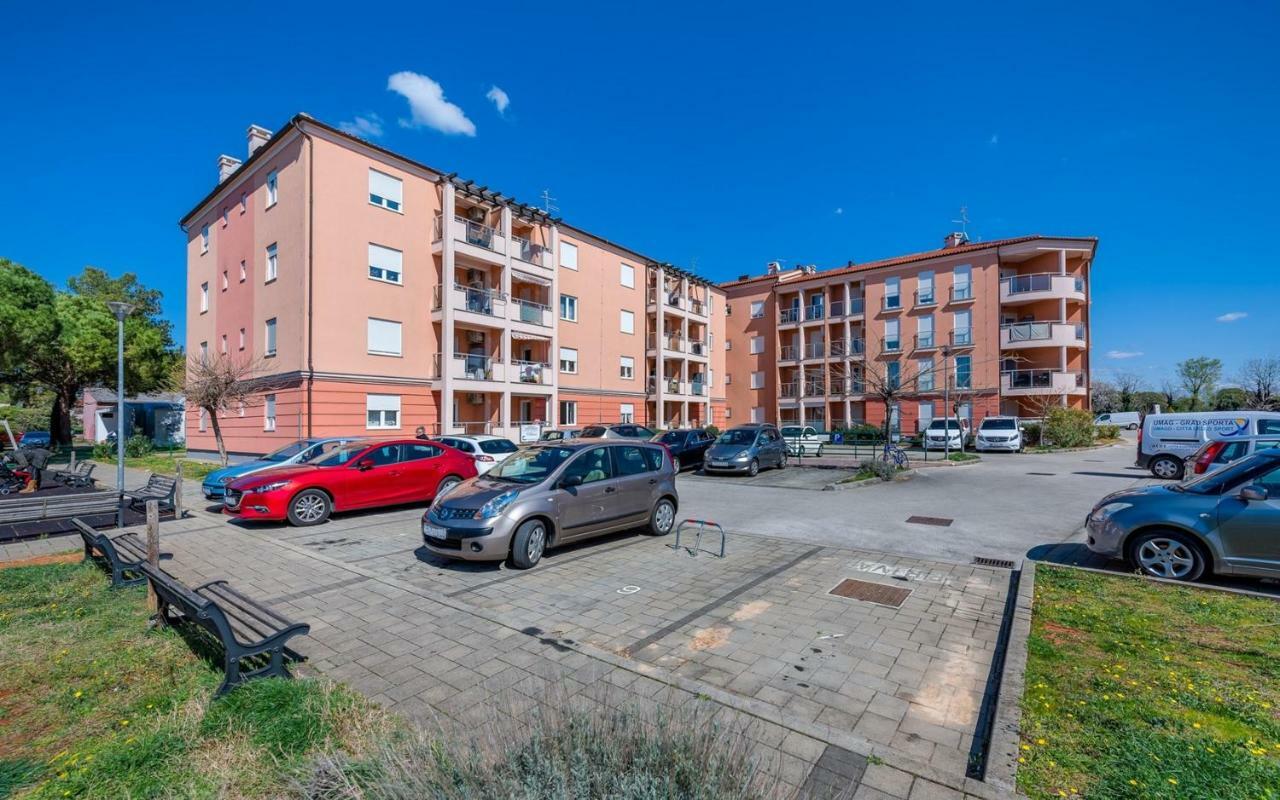 Laura House With Apartment Ουμάγκ Εξωτερικό φωτογραφία