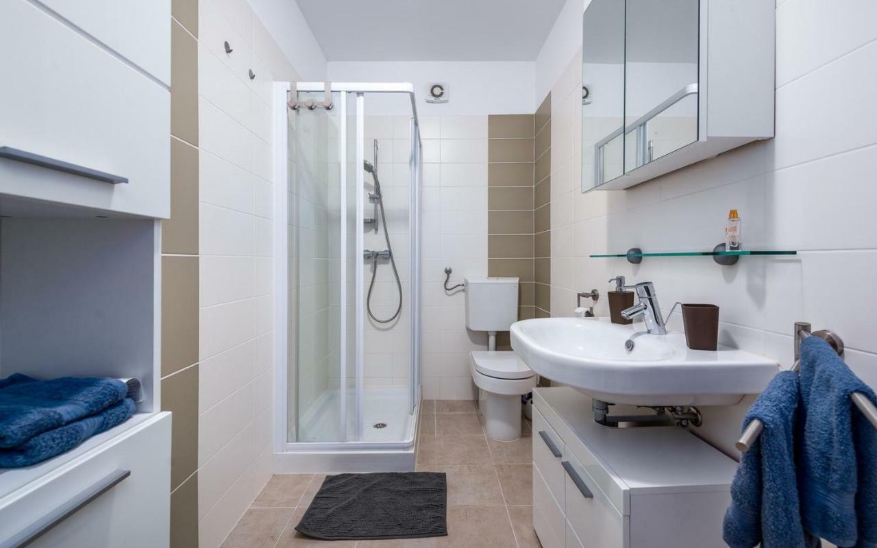 Laura House With Apartment Ουμάγκ Εξωτερικό φωτογραφία
